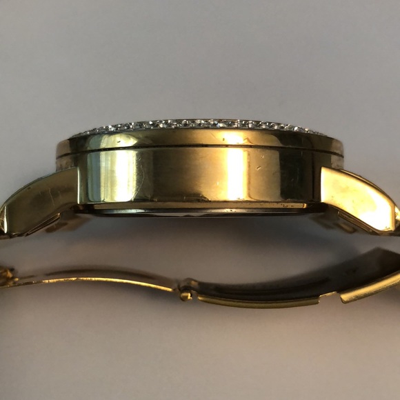 Gold tone bling watch in excellent preowned condition - Picture 12 of 13